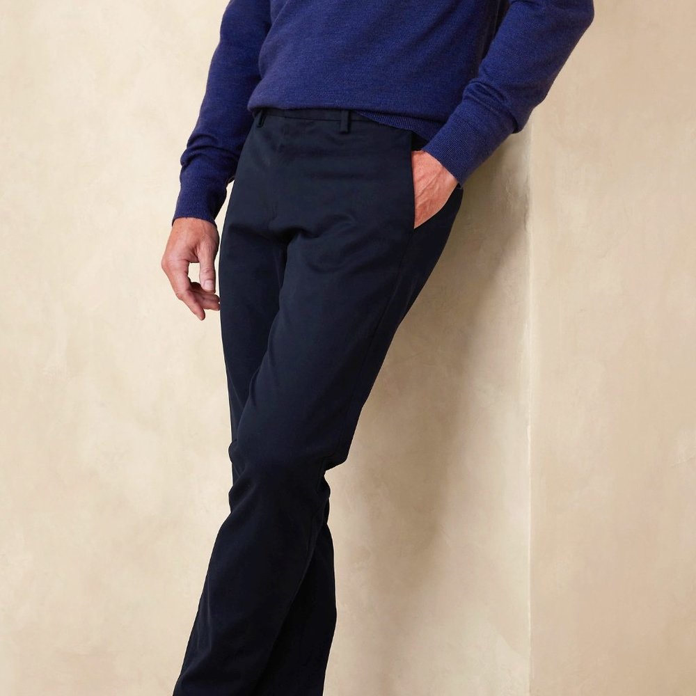 BANANA REPUBLIC MENS RAPID MOVEMENT SLIM FIT CHINO - AIDEN SLIM FIT NAVY